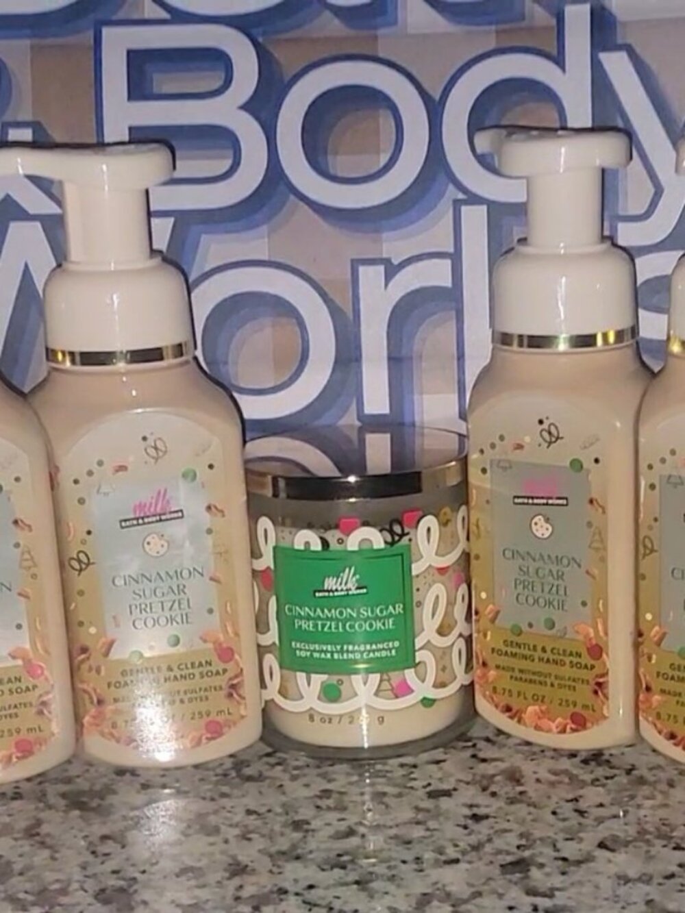 NEW BATH & BODY WORKS CINNAMON SUGAR PRETZEL COOKIE